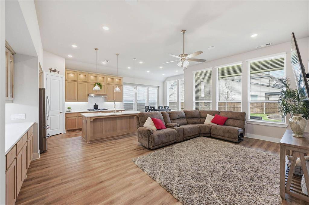 Midlothian, TX 76065,1205 S Roundwash Way