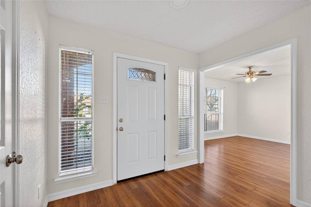 Carrollton, TX 75007,1302 Silver Maple Drive