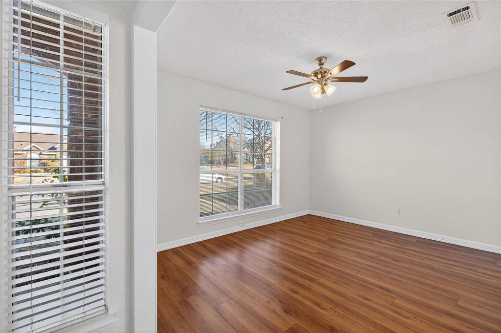 Carrollton, TX 75007,1302 Silver Maple Drive