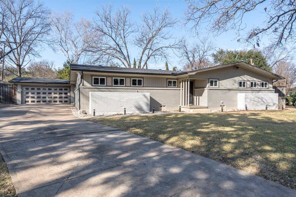 Dallas, TX 75214,6527 Axton Circle