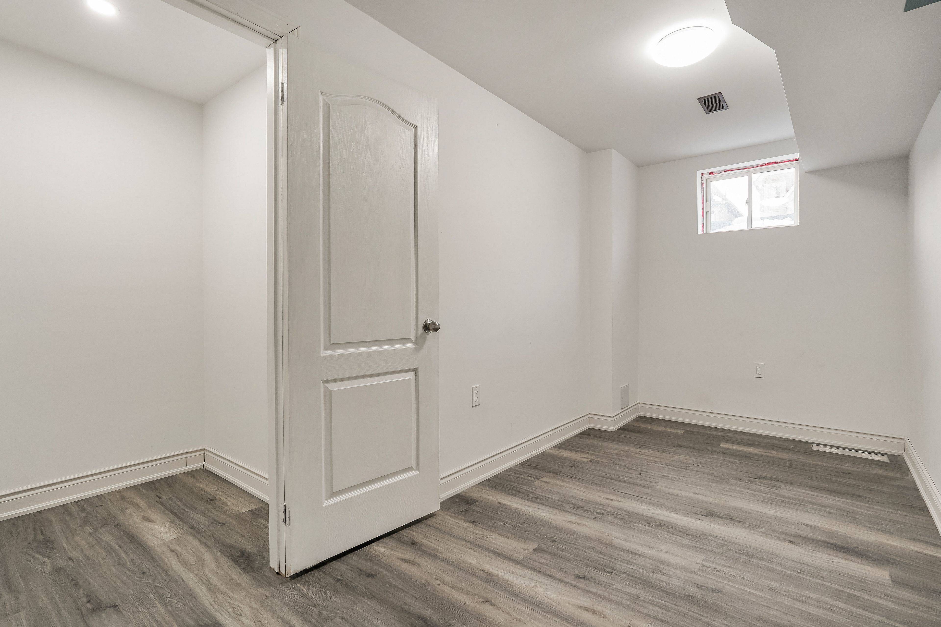 Brampton, ON L7Z 4Y3,38 Dolobram (BASEMENT) TRL