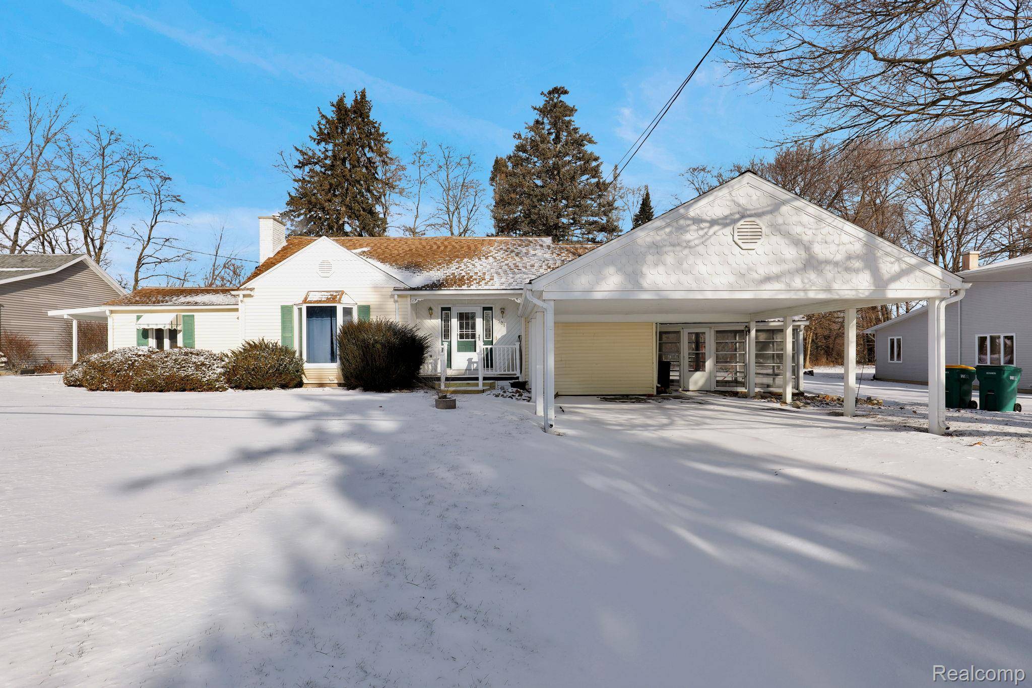 Durand, MI 48429,301 E Monroe ST