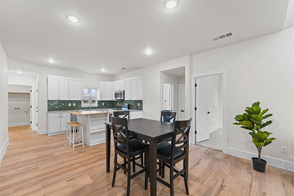 Alvarado, TX 76009,301 N Friou Street