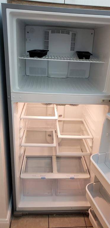 North Miami Beach, FL 33162,16450 Miami Dr #405