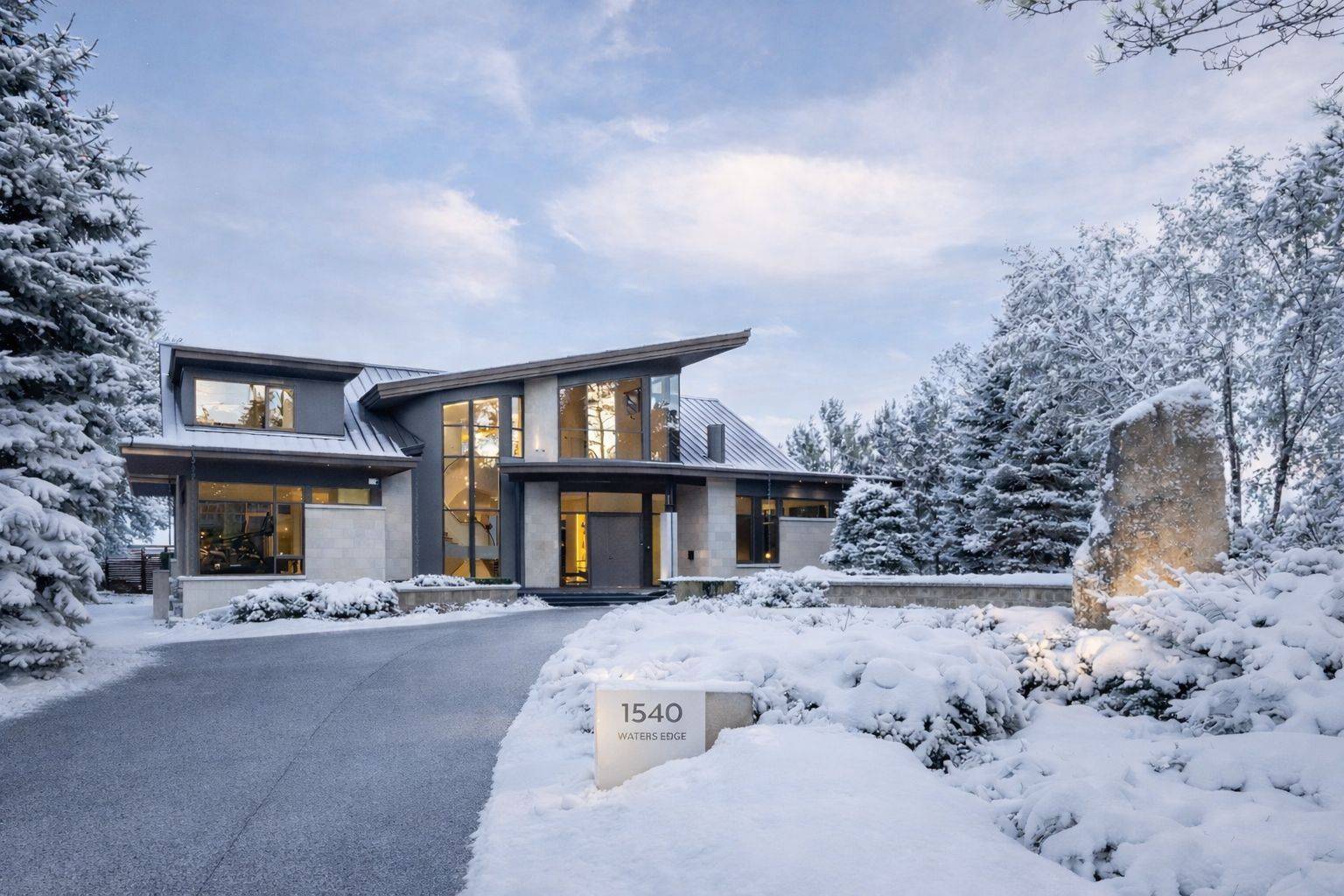 Mississauga, ON L5J 1A4,1540 WATERSEDGE RD