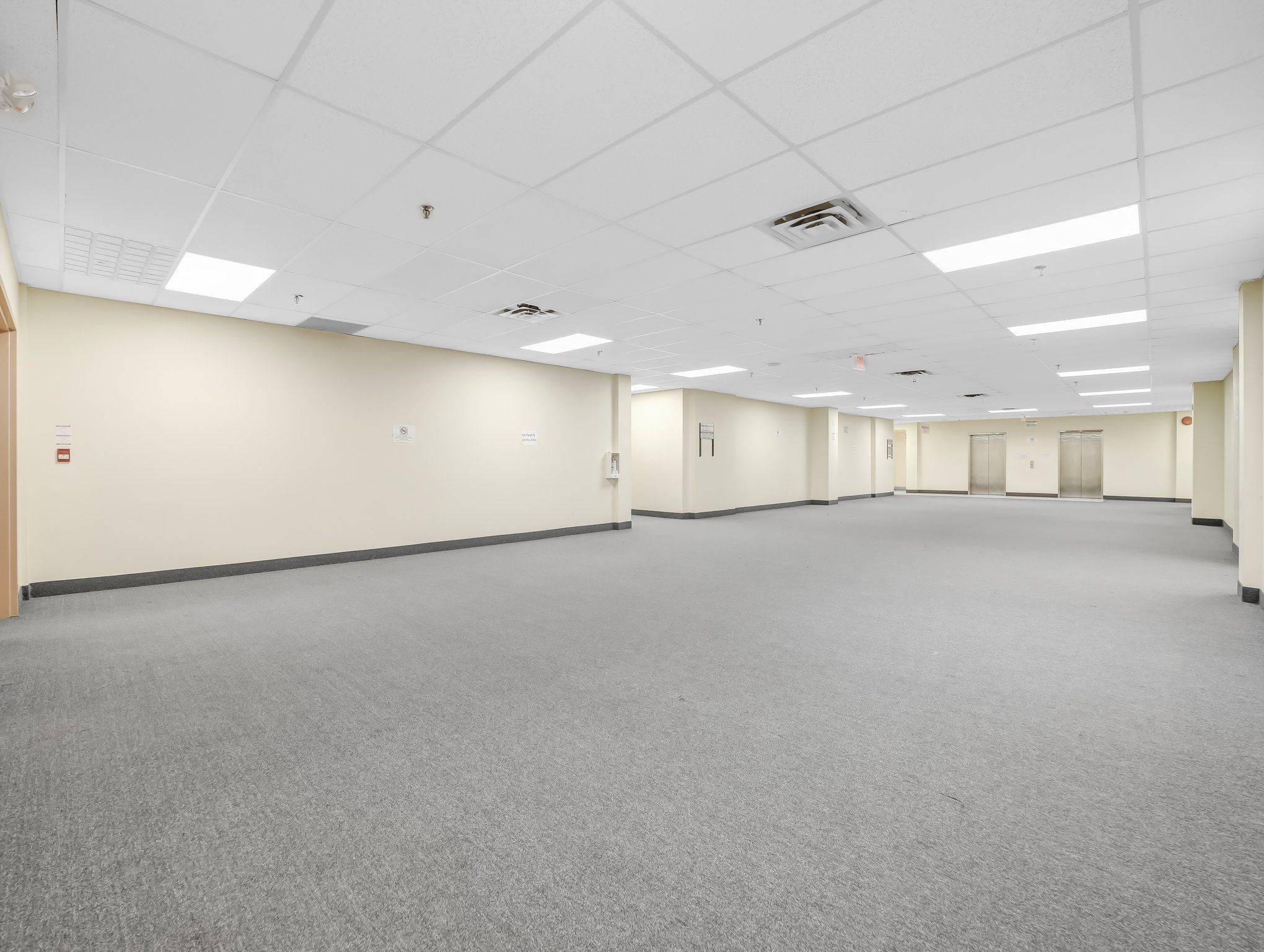 Mississauga, ON L4W 5G6,1550 South Gateway RD #309