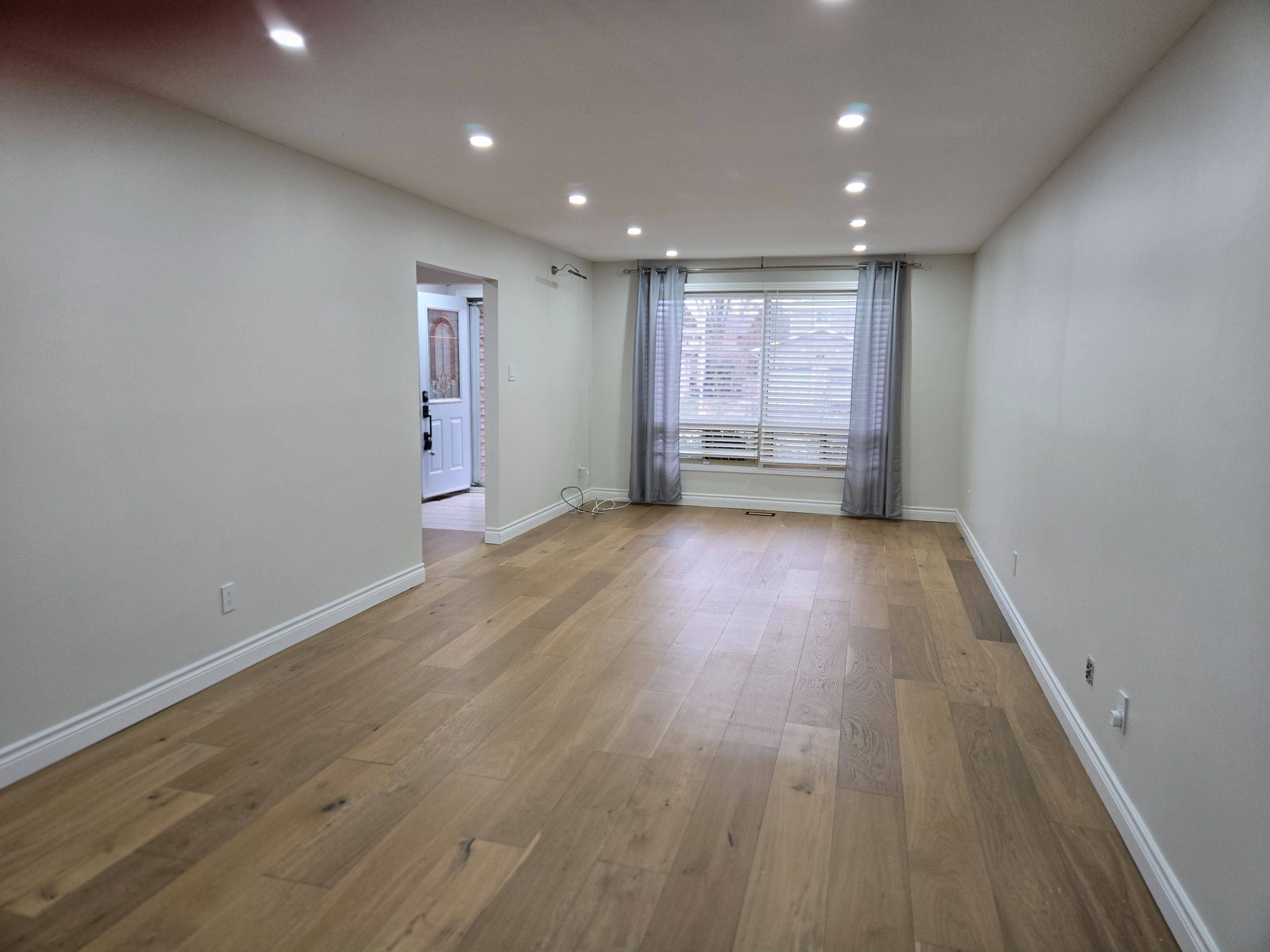 Milton, ON L9T 4E5,468 Gowland CRES