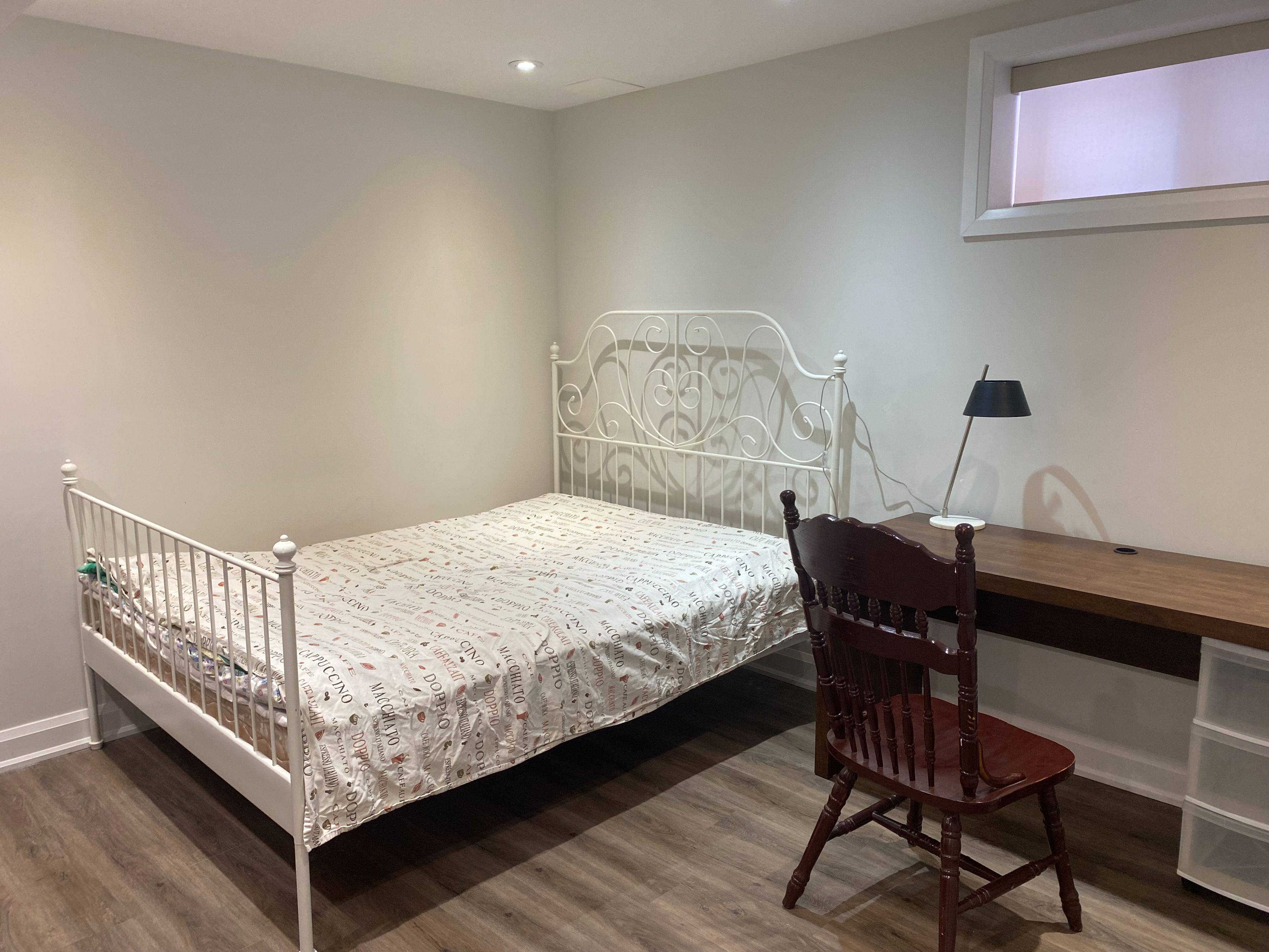 Oakville, ON L6H 7M6,2251 Nena CRES #Basement