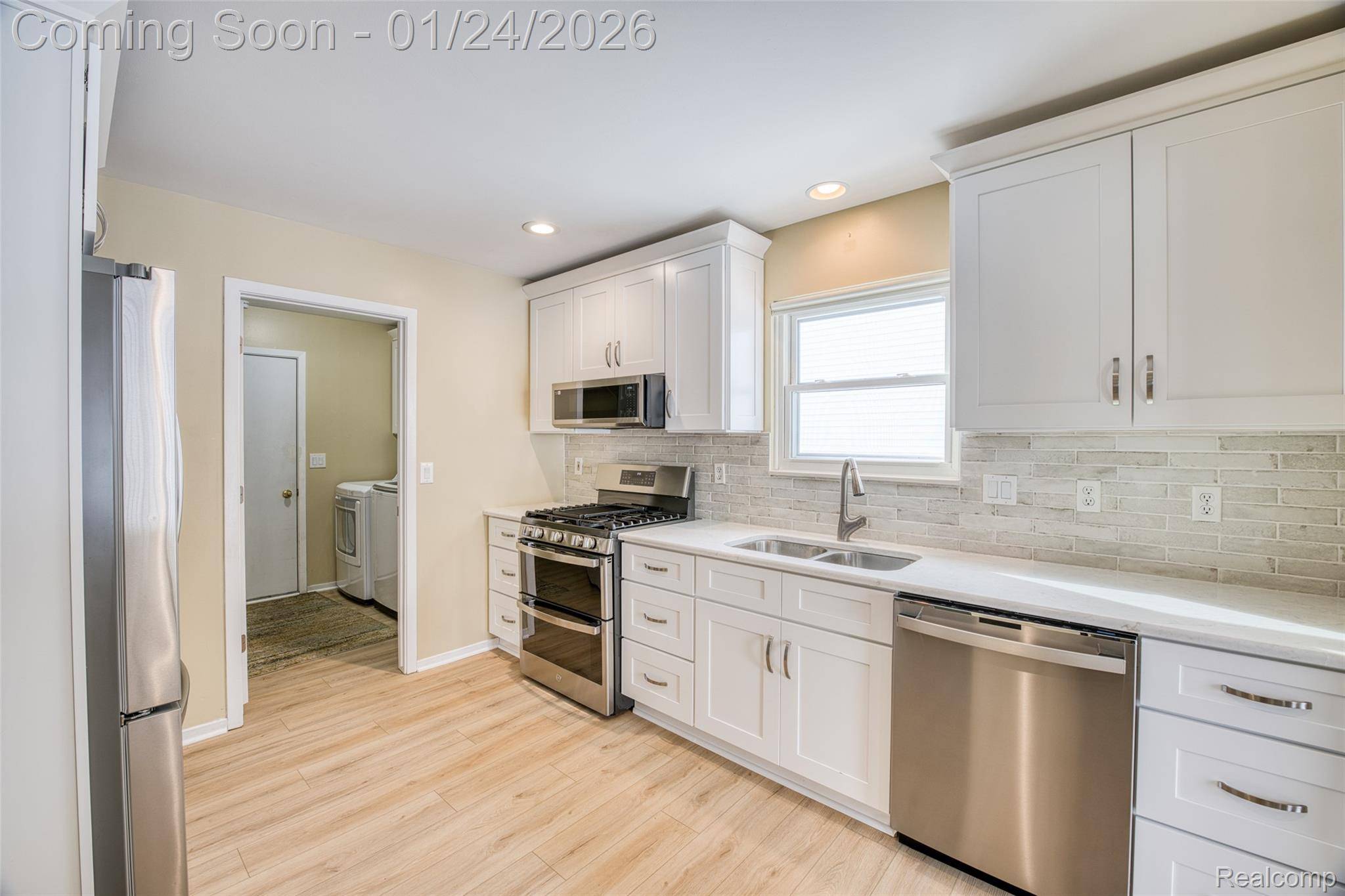 Walled Lake, MI 48390,262 Winding BRK #99