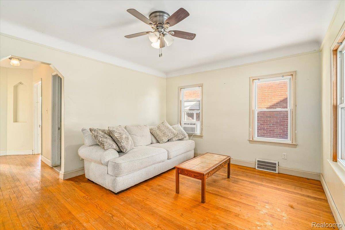 Lincoln Park, MI 48146,1409 Capitol AVE