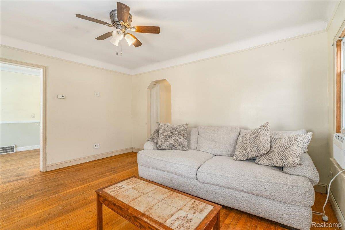 Lincoln Park, MI 48146,1409 Capitol AVE