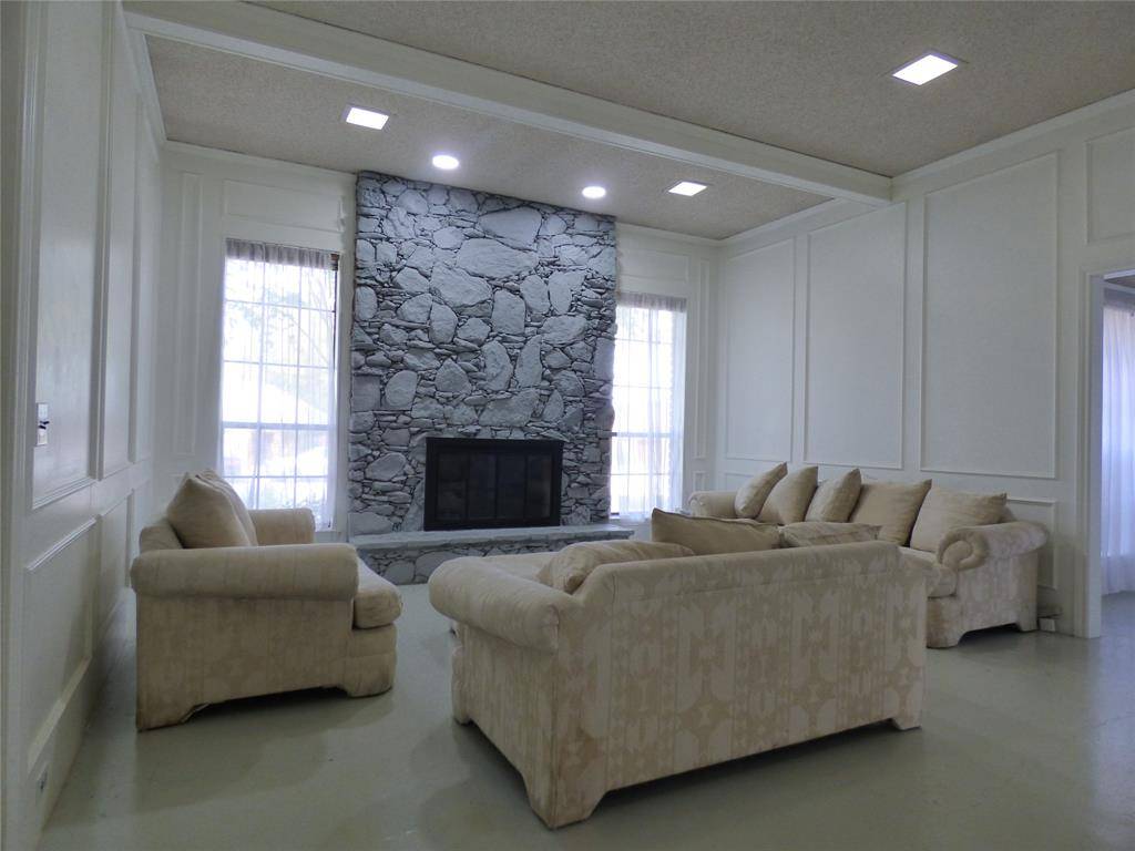 Carrollton, TX 75007,1506 E Peters Colony Road