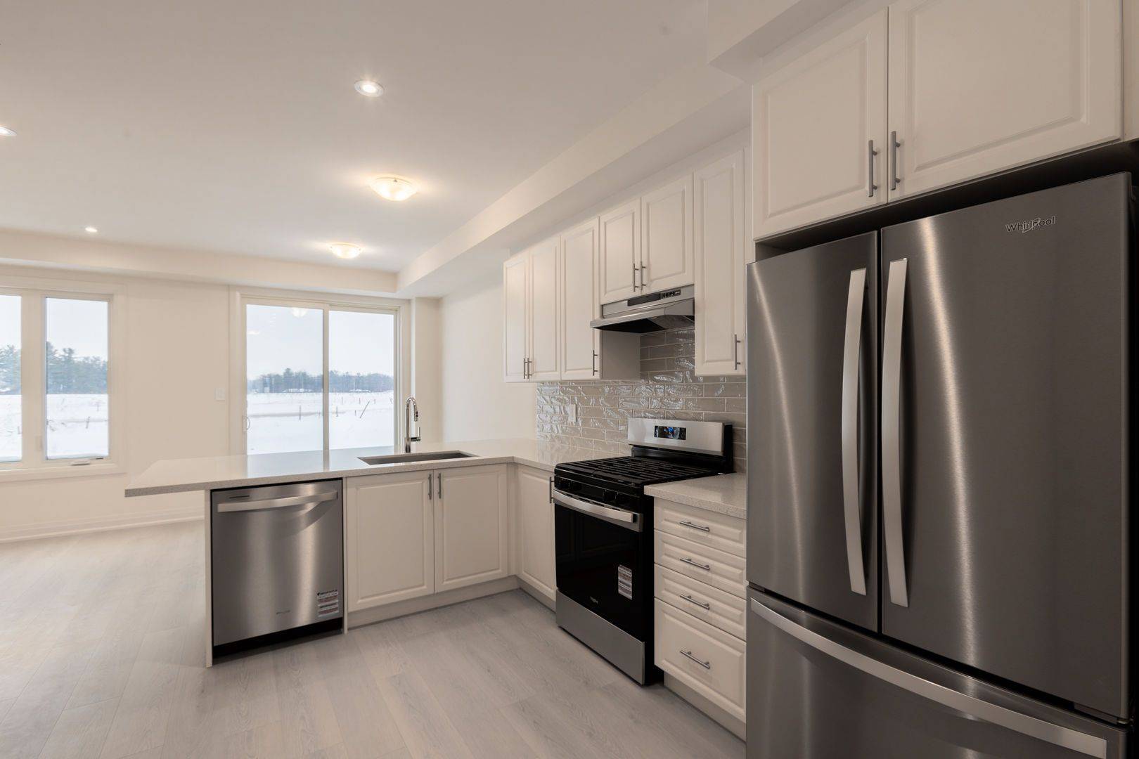 Barrie, ON L9J 0L8,26 Stockholm RD