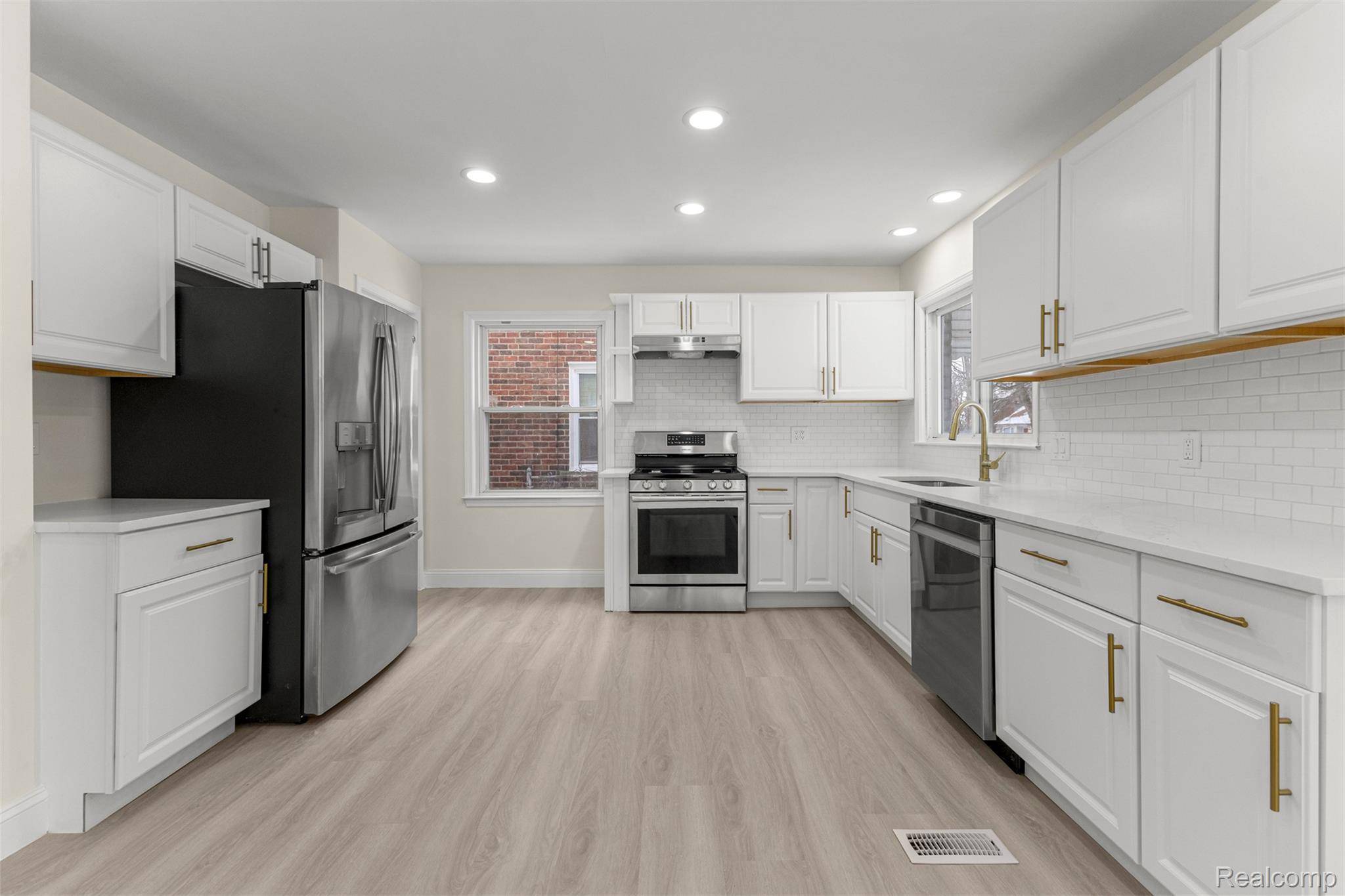 Redford, MI 48239,9608 Lenore