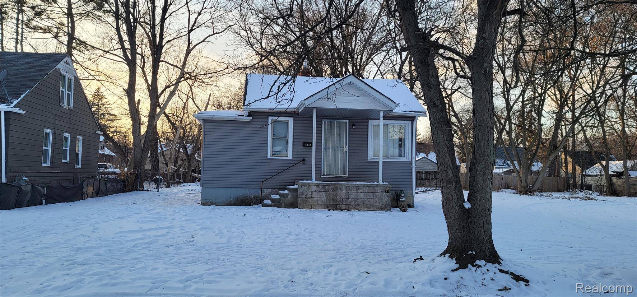 Detroit, MI 48223,15481 Patton ST