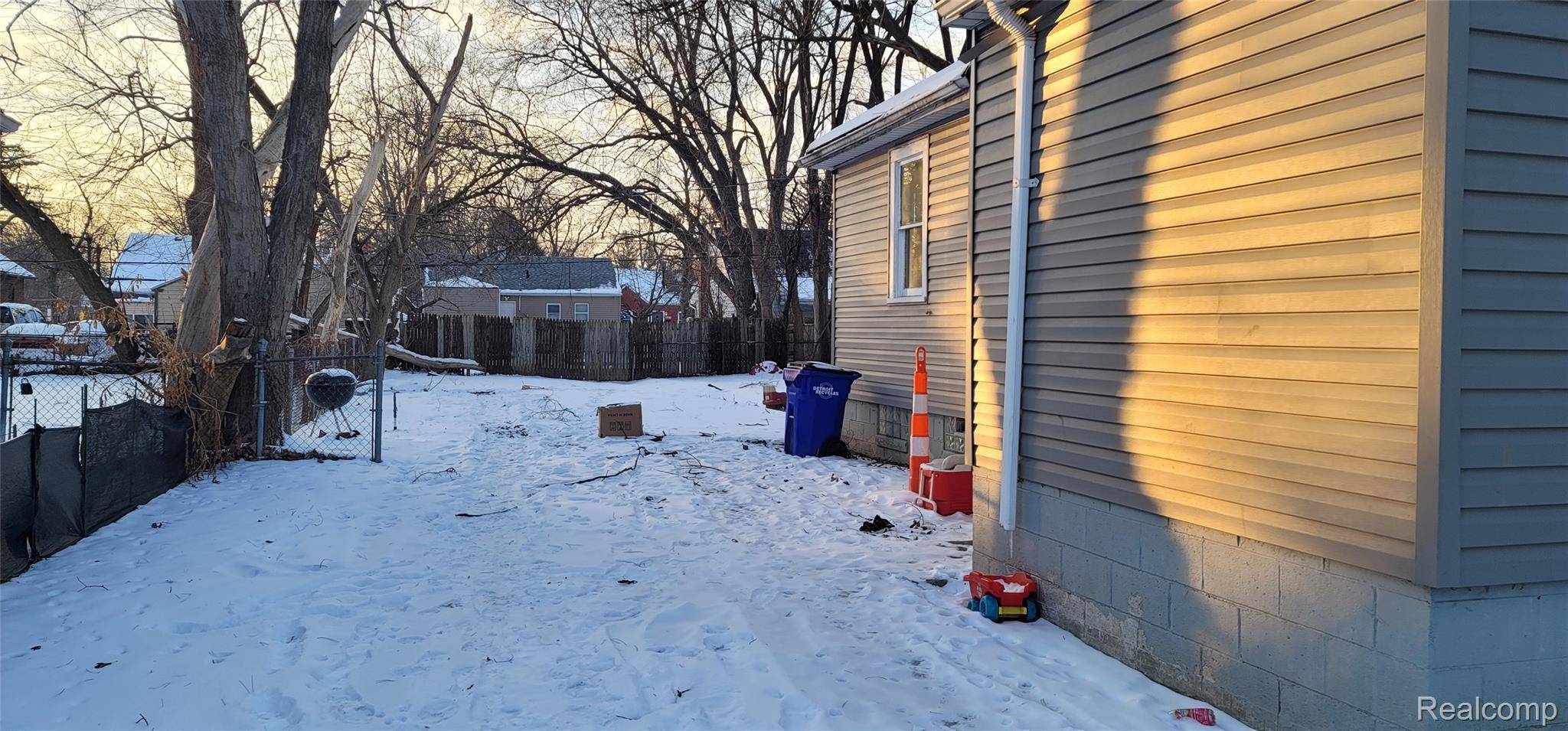 Detroit, MI 48223,15481 Patton ST