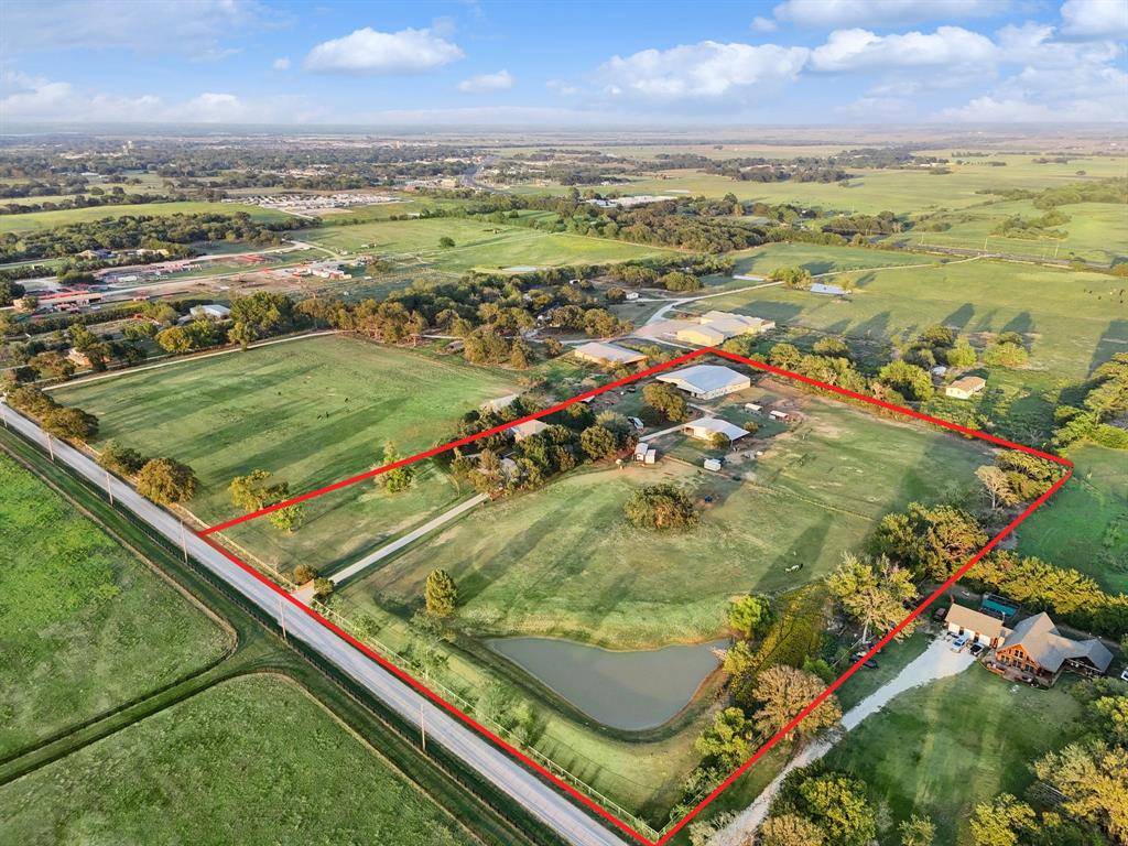 Pilot Point, TX 76258,11410 Massey Road