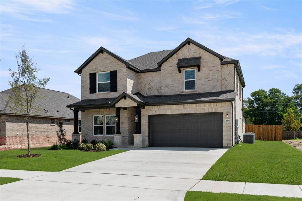 Waxahachie, TX 75165,1850 Silver Birch