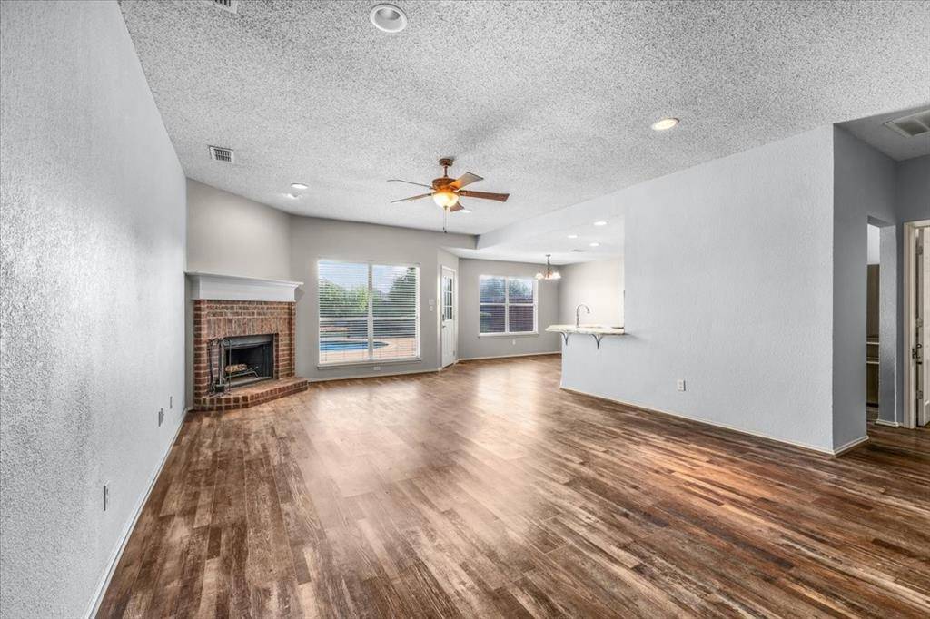 Granbury, TX 76049,815 Wandering Court