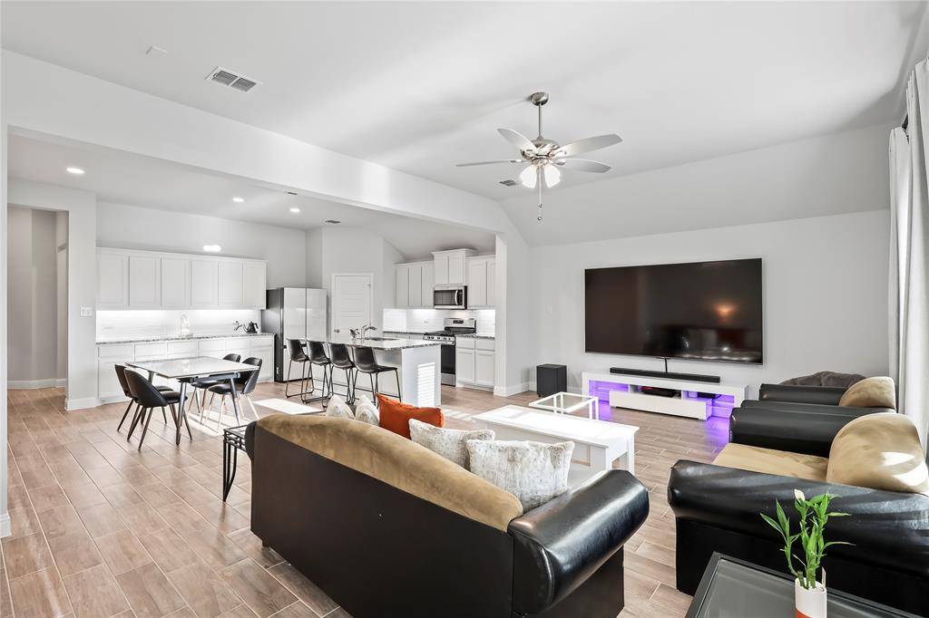 Balch Springs, TX 75181,103 Woodlands Way