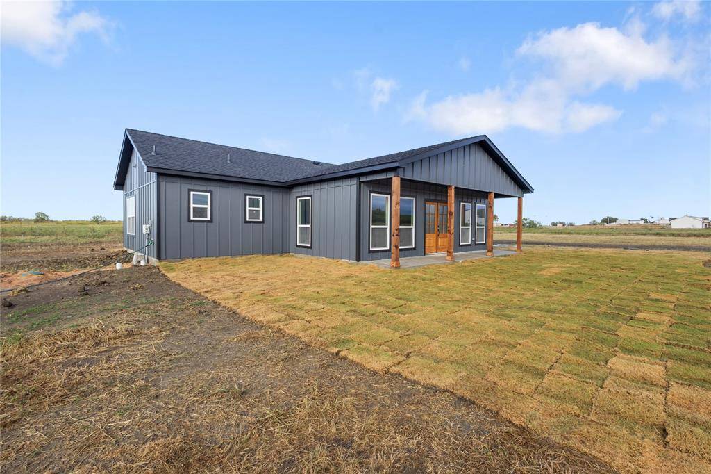 Whitney, TX 76692,131 Stillmeadow Way