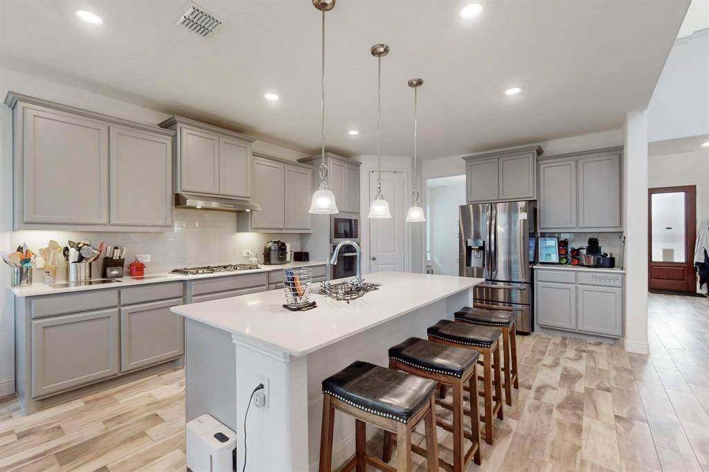 Haslet, TX 76052,1429 Shooting Star Drive