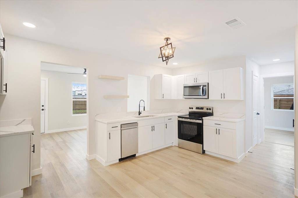 Garland, TX 75040,1021 Richard Drive