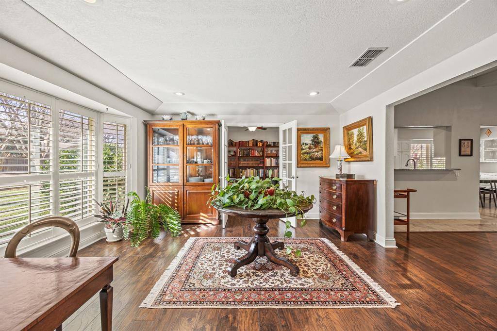 Richardson, TX 75080,405 Valley Glen Drive