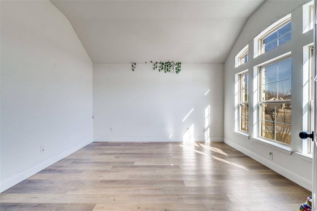 Cleburne, TX 76033,1402 Dry Creek Drive