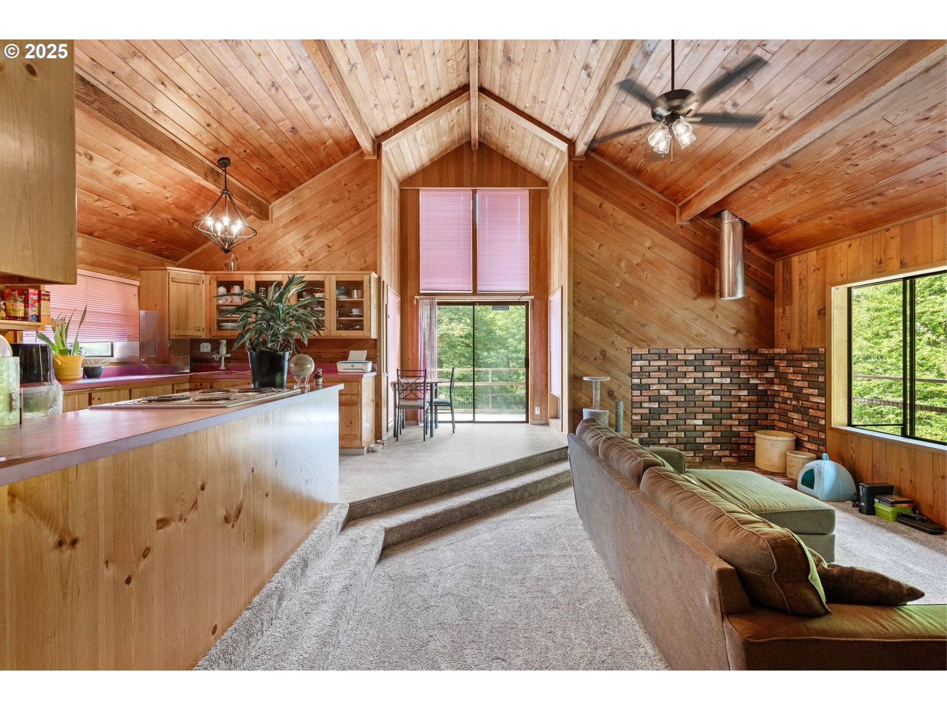 Swisshome, OR 97480,89731 INDIAN CREEK RD