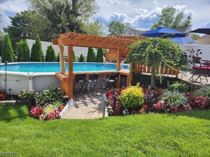 Paterson City, NJ 07502,239 Lexington Ave