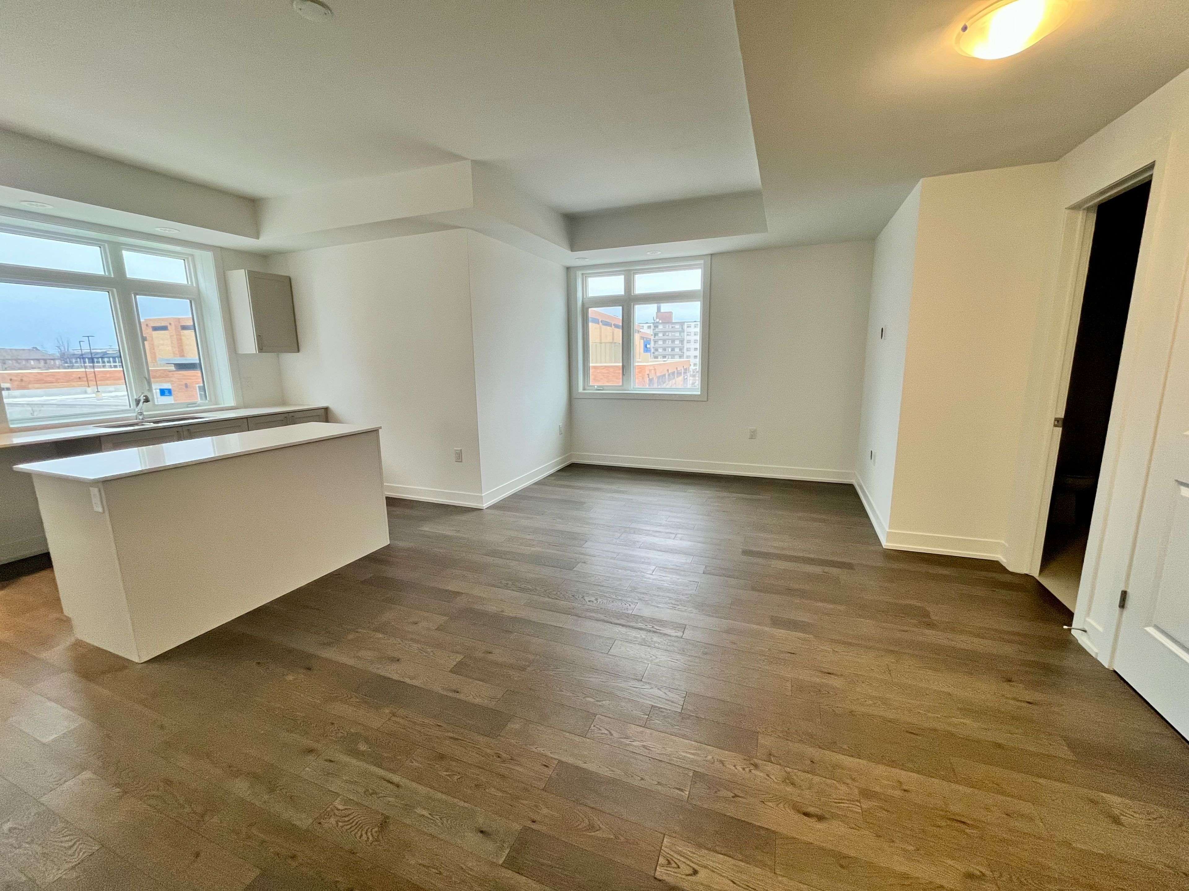 Mississauga, ON L5G 0C6,1062 Douglas Mccurdy Common #232