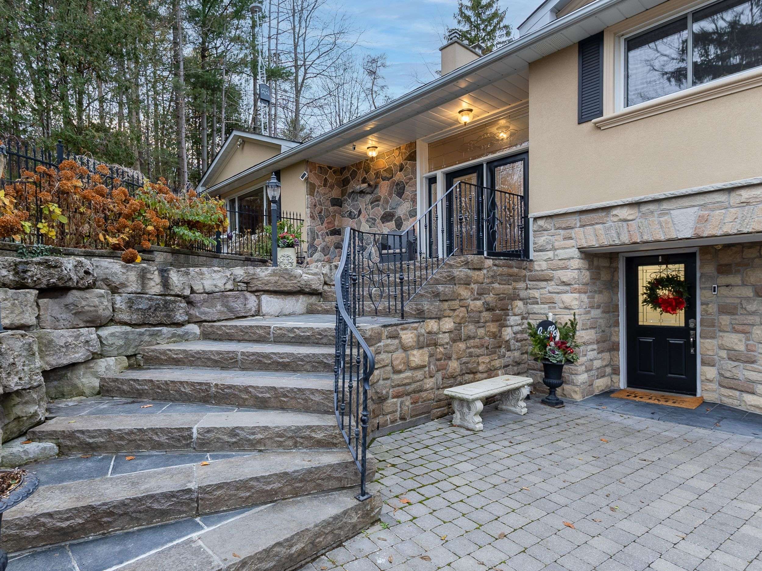 Halton Hills, ON L7G 4S5,13931 Cromar CT