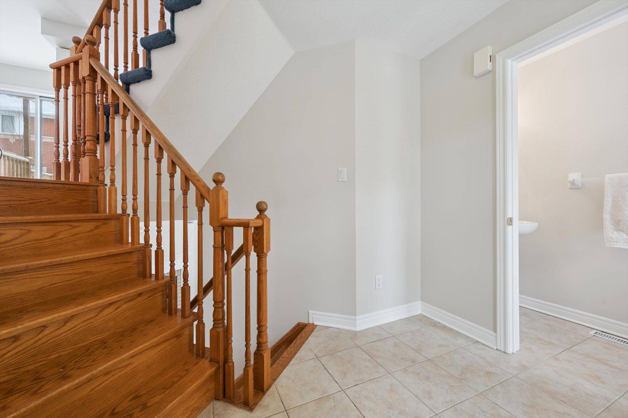 Mississauga, ON L5V 2M5,5031 East Mill RD #40