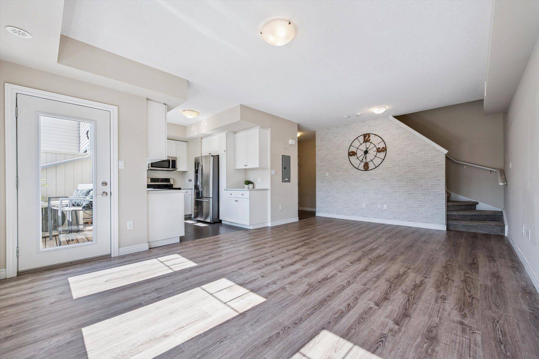 Guelph, ON N1L 0N5,39 Kay CRES #13