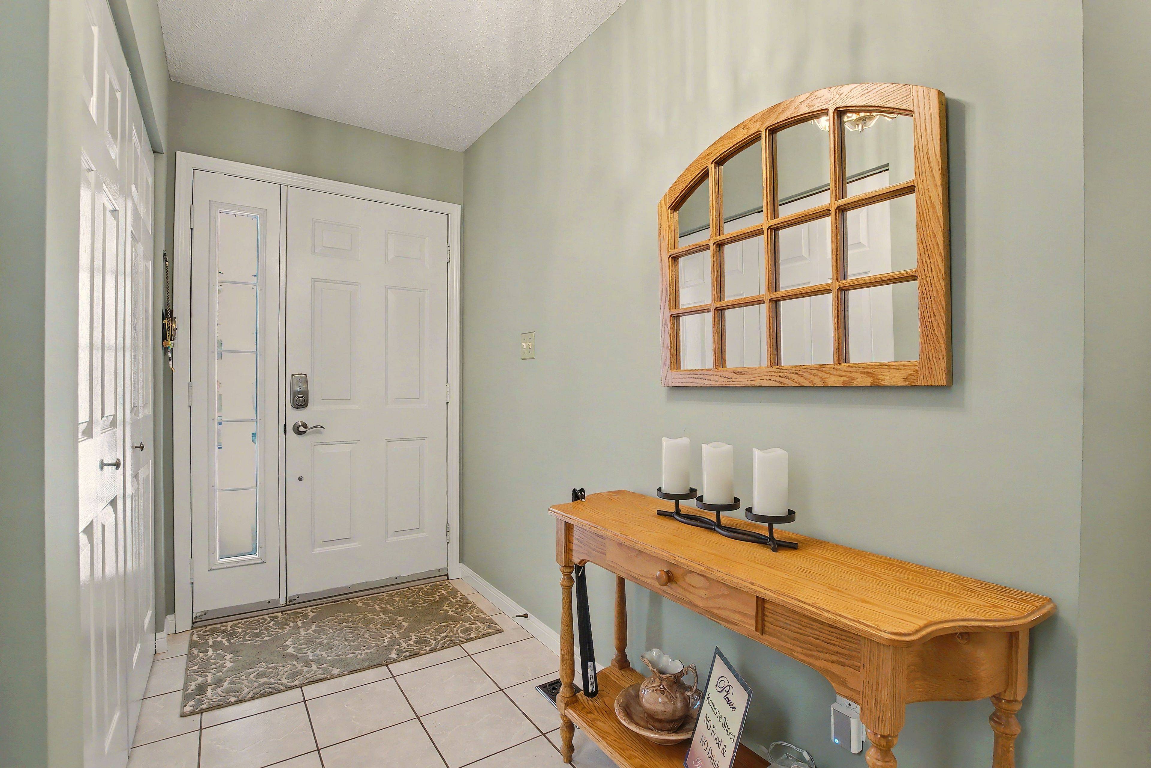 Kitchener, ON N2B 3W4,252 Keewatin AVE