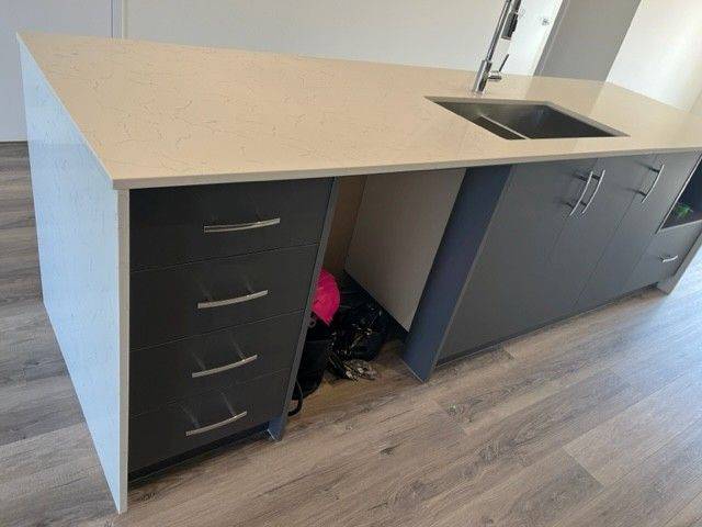 Guelph, ON N1L 0R2,52 Lily LN