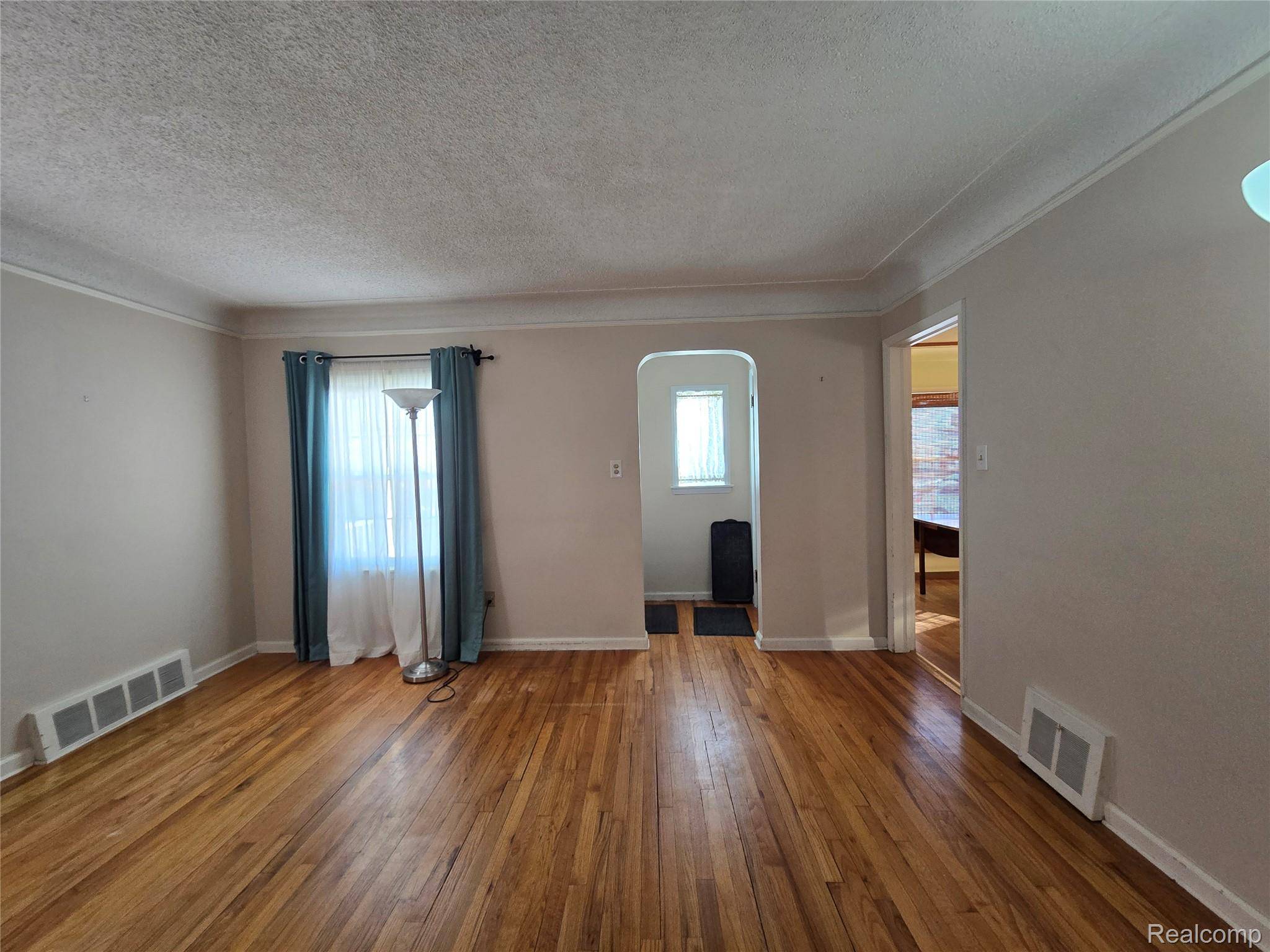 Dearborn, MI 48128,1633 Mayburn ST