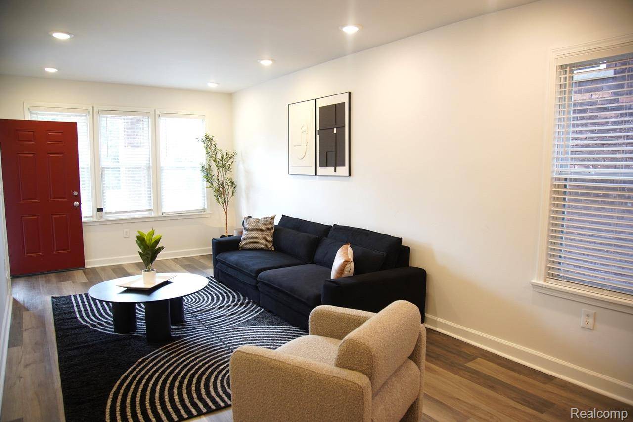 Detroit, MI 48206,1664 Blaine ST