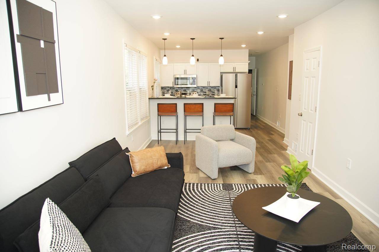 Detroit, MI 48206,1664 Blaine ST