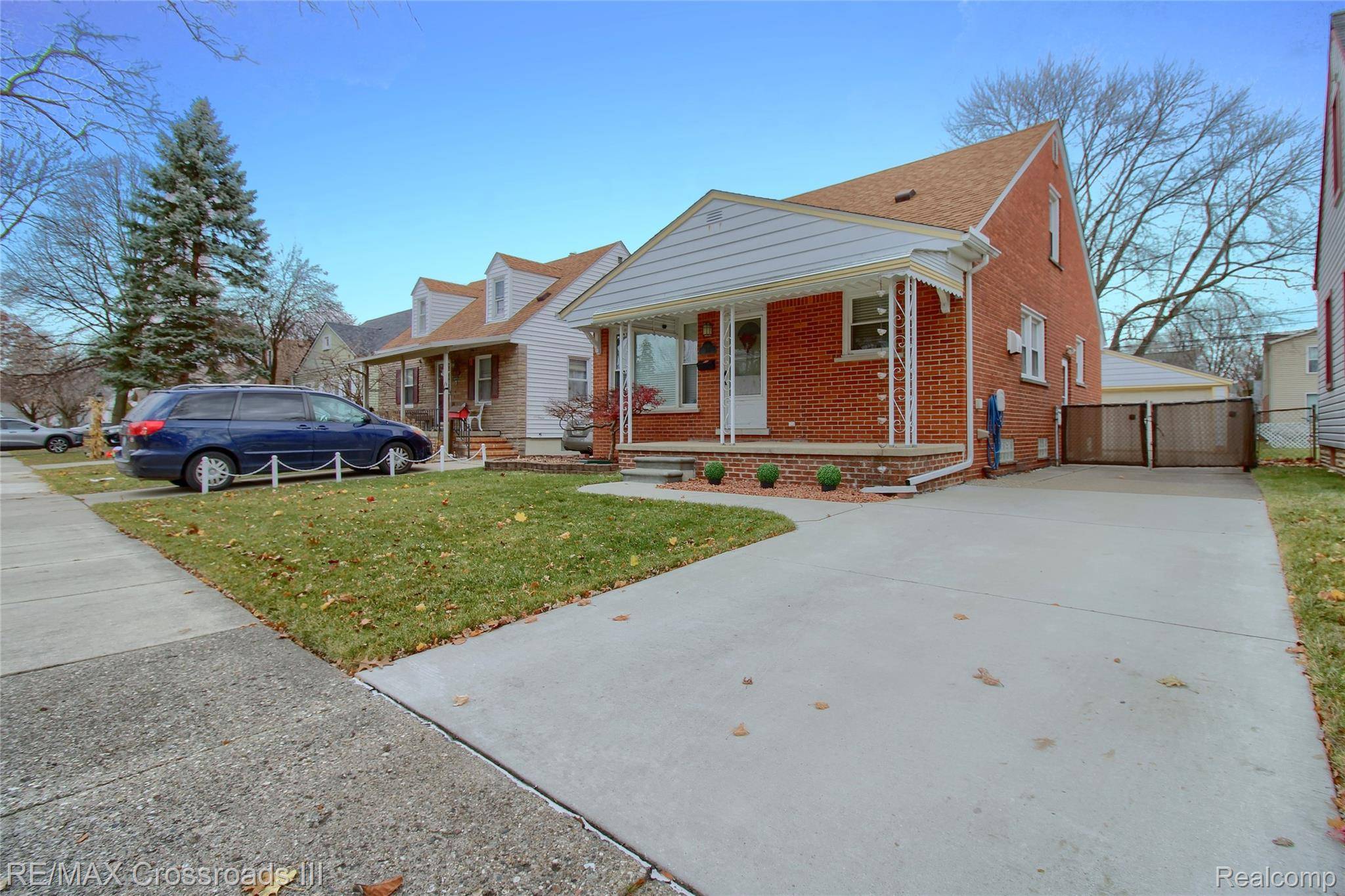 Dearborn, MI 48124,3361 Detroit ST