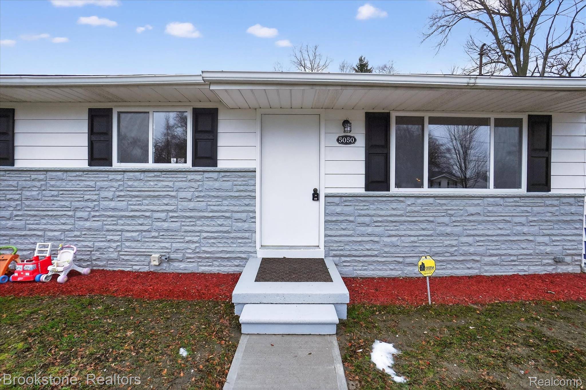 Saginaw, MI 48601,5050 Carnegie ST