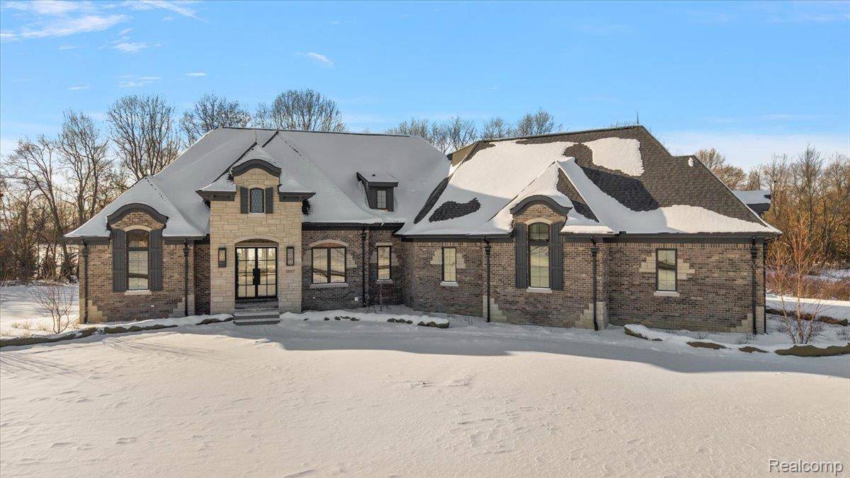 Oakland, MI 48363,1597 Vista DR