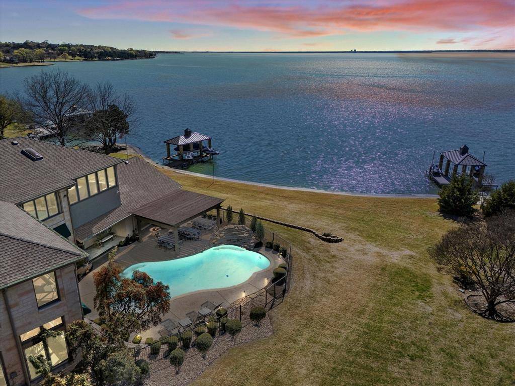 Heath, TX 75032,16 Lakeway Drive