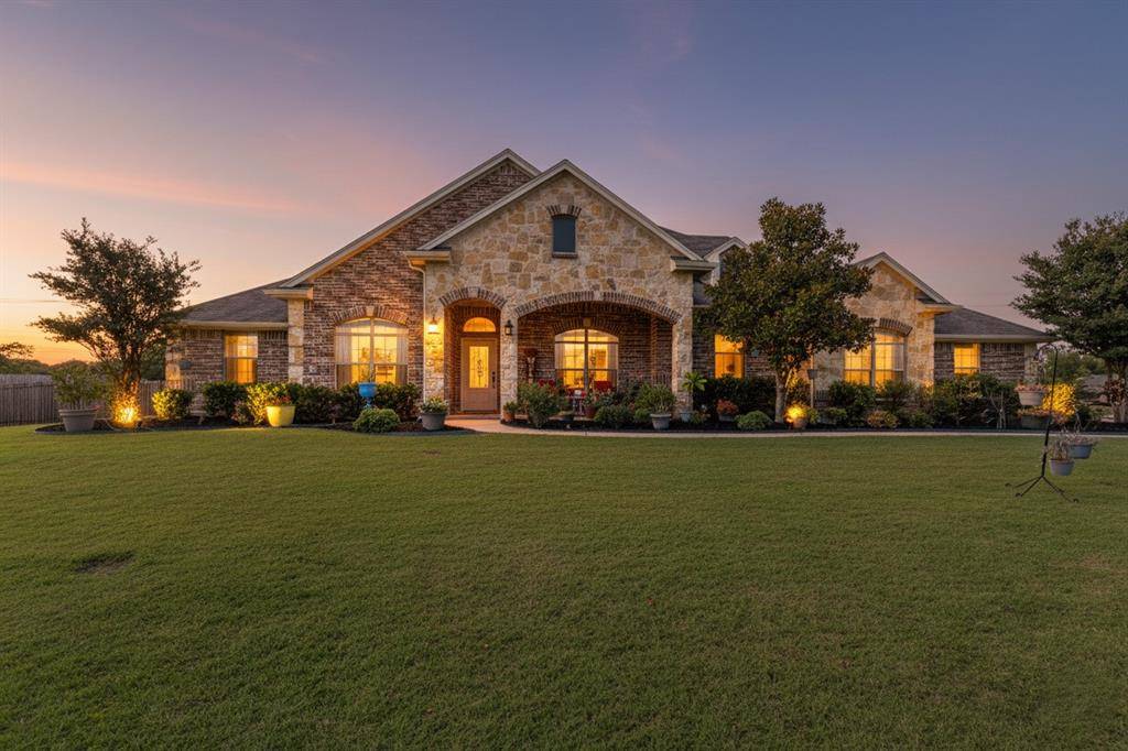 Fort Worth, TX 76135,5965 Feather Wind Way