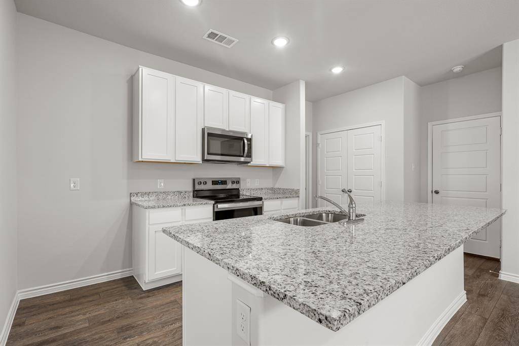 Fort Worth, TX 76131,933 Rocket Plane Drive