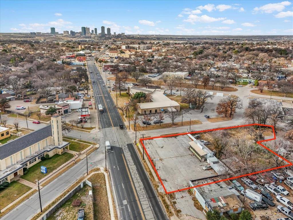 Fort Worth, TX 76111,3509 E Belknap Street