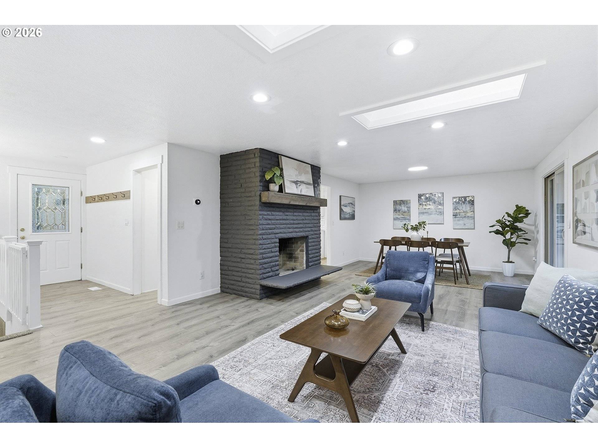 Hillsboro, OR 97123,530 SE 26TH AVE