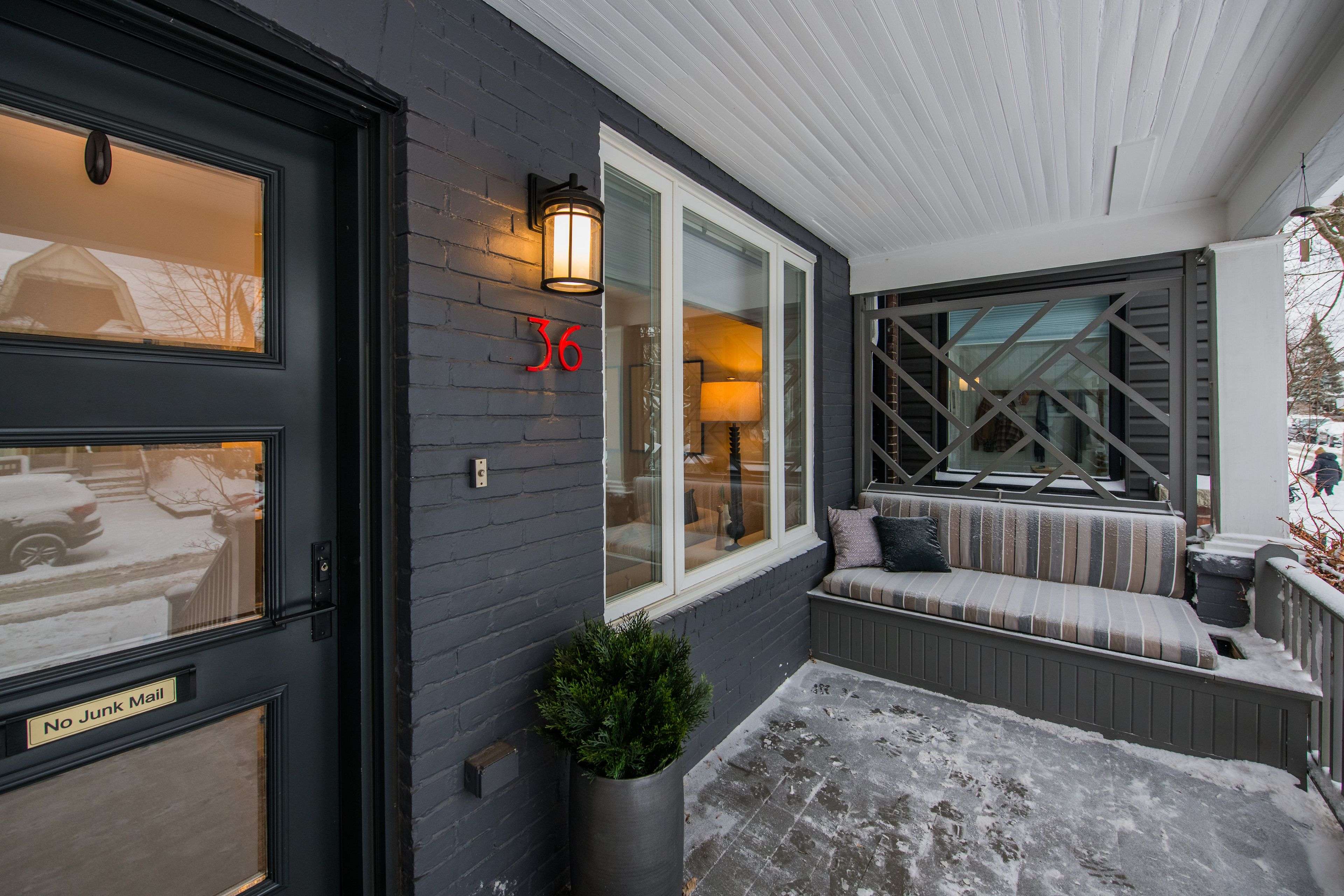 Toronto E01, ON M4J 1K5,36 Hazelwood AVE