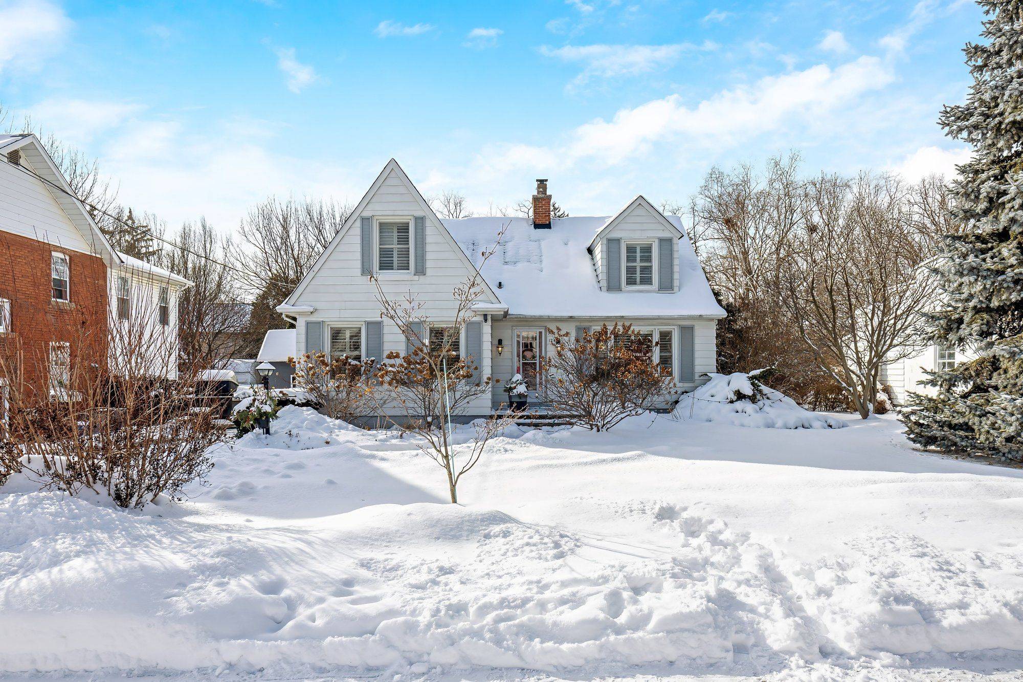 Milton, ON L9T 2H1,124 Lydia AVE